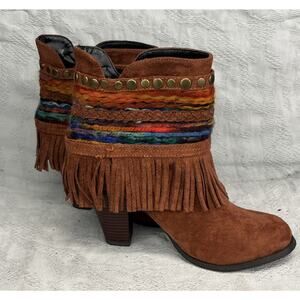 Mo Mo Size 6M Fringe Booties Western Boho Chic Stacked Heel Studded Multi-color
